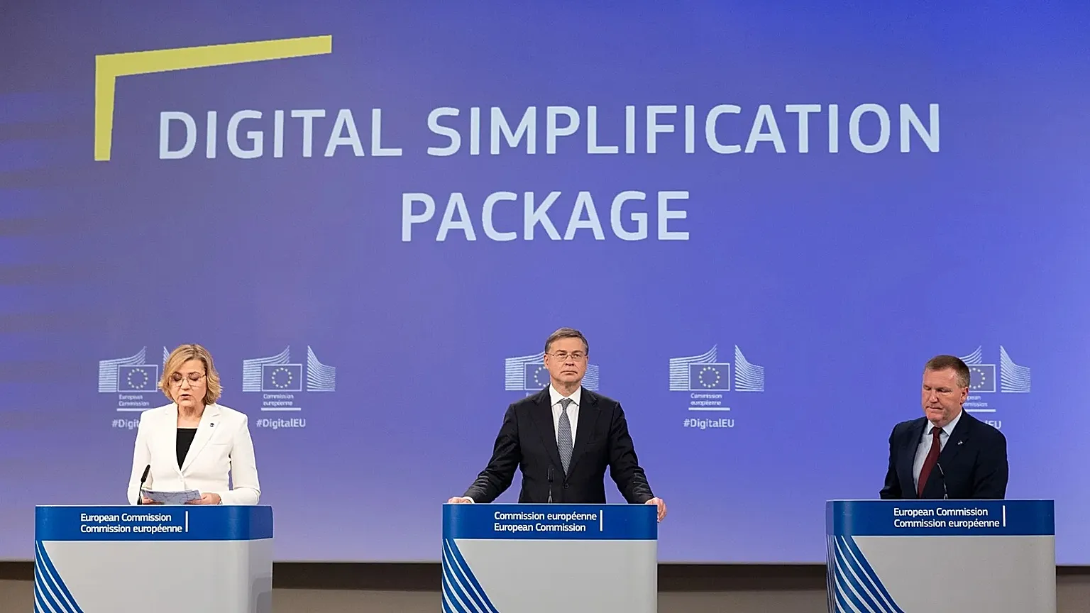 Rete digitale aziendale con controlli e livelli di governance per l’AI Omnibus